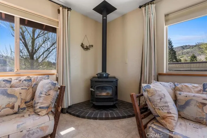 28601 Cumberland Road, Tehachapi, California 93561