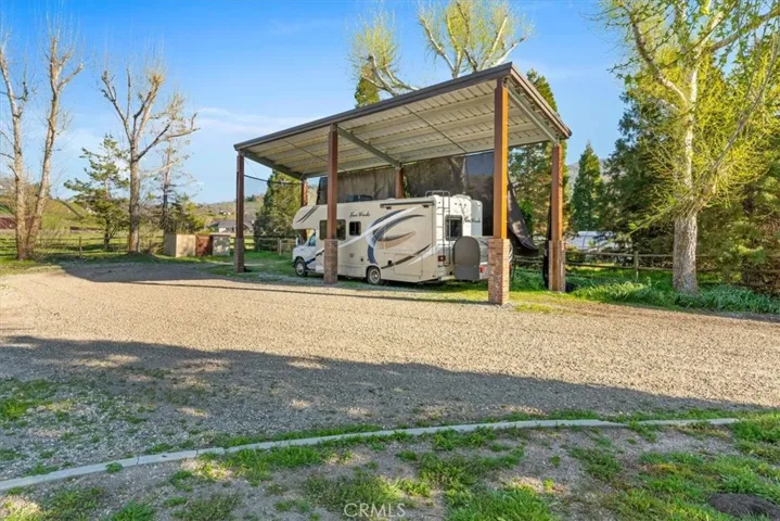 28601 Cumberland Road, Tehachapi, California 93561
