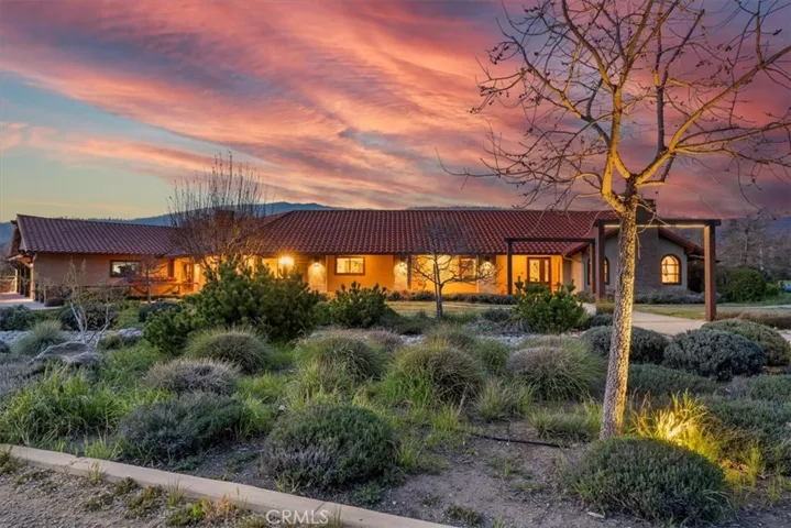 28601 Cumberland Road, Tehachapi, California 93561