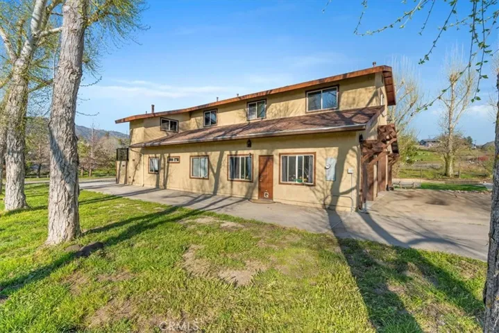28601 Cumberland Road, Tehachapi, California 93561