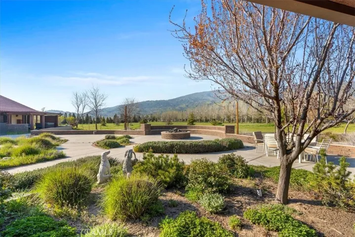 28601 Cumberland Road, Tehachapi, California 93561