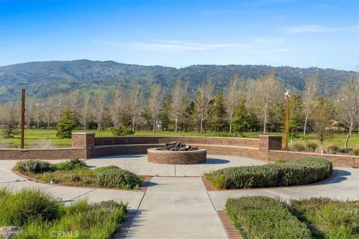 28601 Cumberland Road, Tehachapi, California 93561