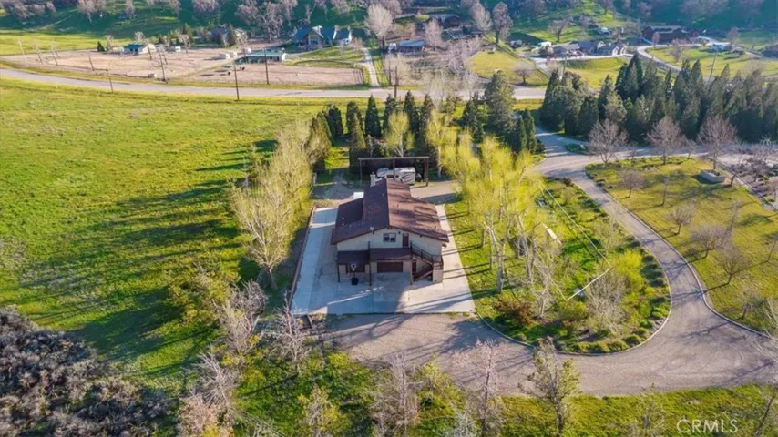 28601 Cumberland Road, Tehachapi, California 93561