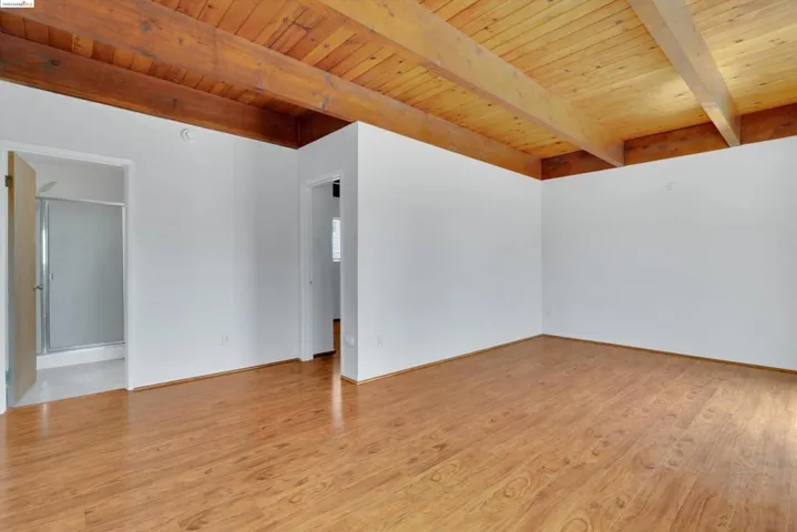 Familyroom other direction