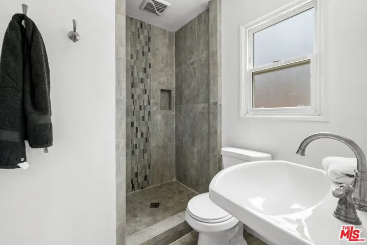 15914 Lujon Street, Hacienda Heights, California 91745