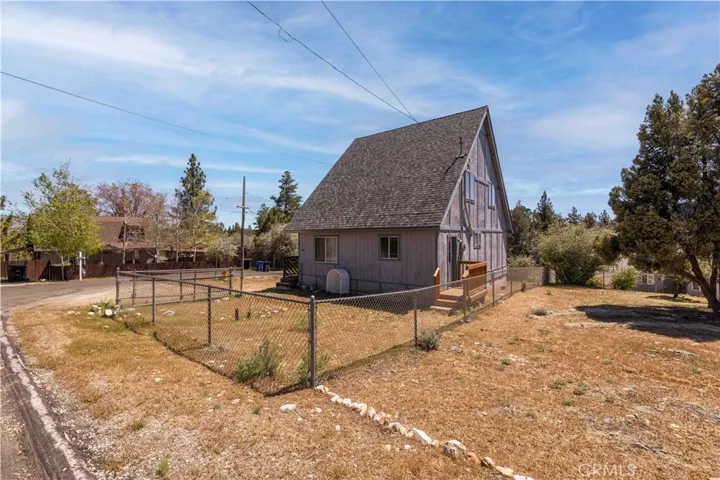 145 San Bernardino Avenue, Sugarloaf, California 92386
