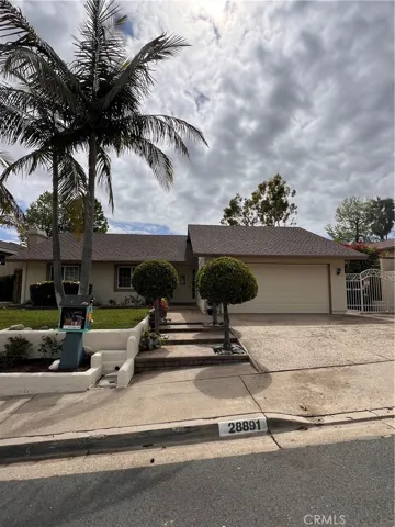 28891 De La Luna Drive, Mission Viejo, California 92692