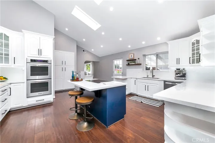 Entertainers Kitchen