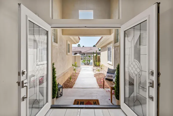 Terrific Gated Courtyard