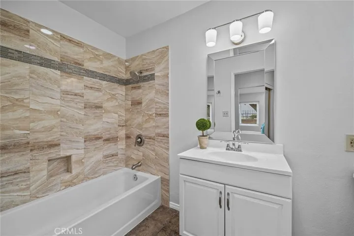 13722 Red Hill Avenue 71, Tustin, California 92780