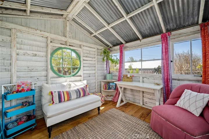 SheShed