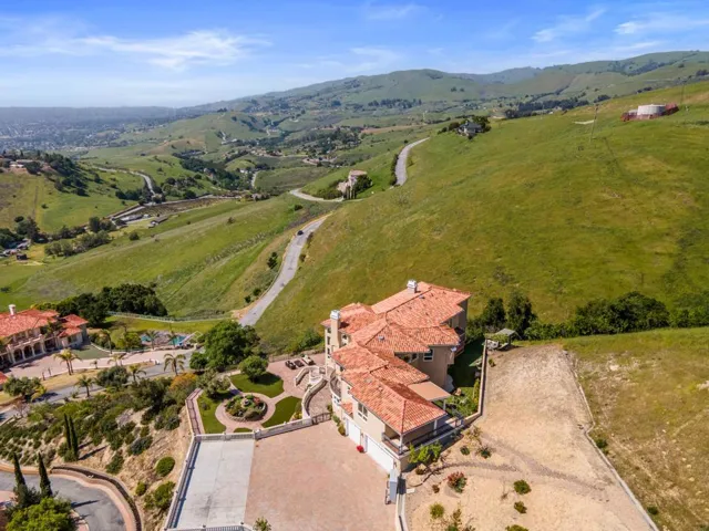 4310 Bella Madeira Lane, San Jose, California 95127