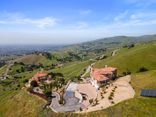 4310 Bella Madeira Lane, San Jose, California 95127