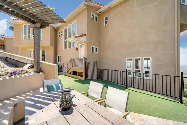 4310 Bella Madeira Lane, San Jose, California 95127