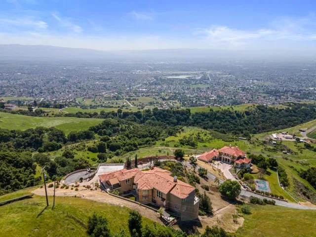 4310 Bella Madeira Lane, San Jose, California 95127