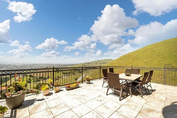 4310 Bella Madeira Lane, San Jose, California 95127