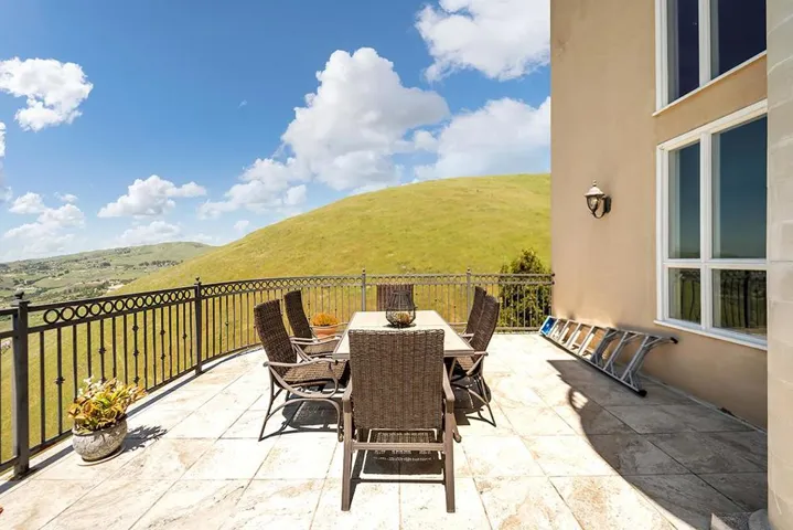 4310 Bella Madeira Lane, San Jose, California 95127