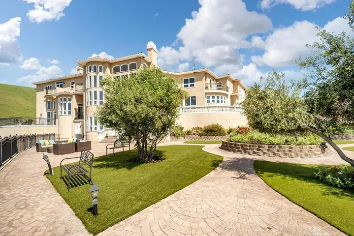 4310 Bella Madeira Lane, San Jose, California 95127