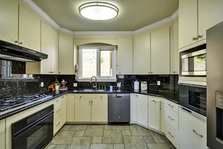 4310 Bella Madeira Lane, San Jose, California 95127