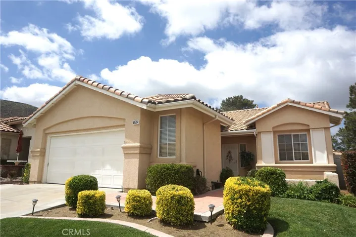 1765 Fairway Oaks Avenue, Banning, California 92220