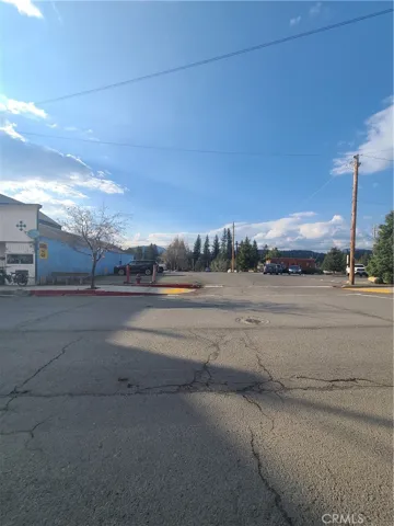 189 Commercial Street, Portola, California 96122