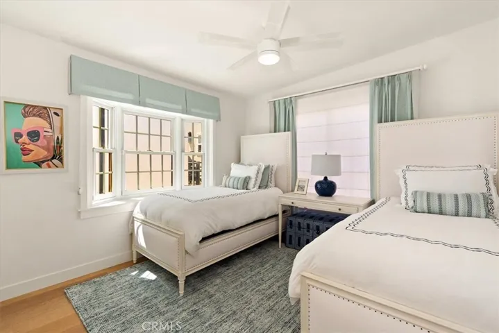 209 15th Street, Manhattan Beach, California 90266