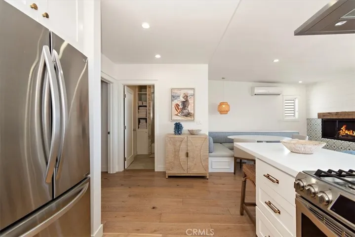 209 15th Street, Manhattan Beach, California 90266
