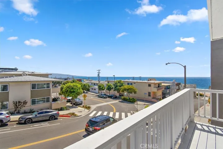 209 15th Street, Manhattan Beach, California 90266