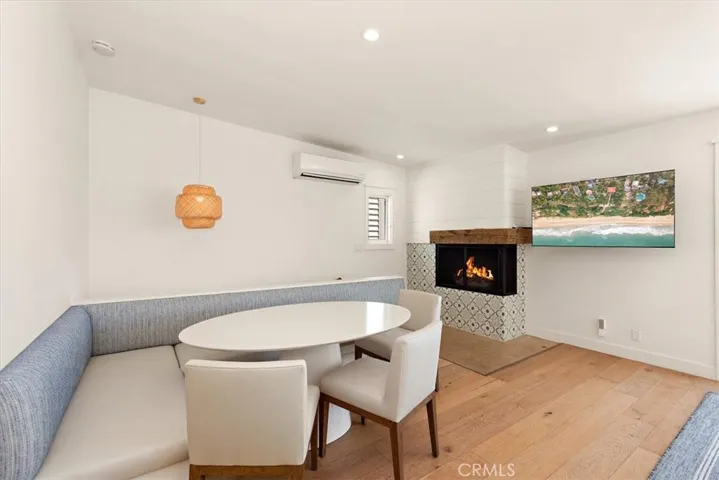 209 15th Street, Manhattan Beach, California 90266