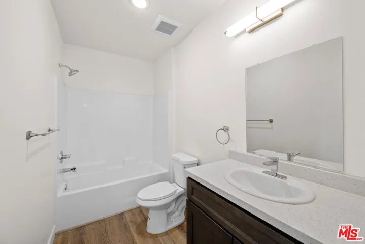 7411 Artesia Boulevard 207, Buena Park, California 90621