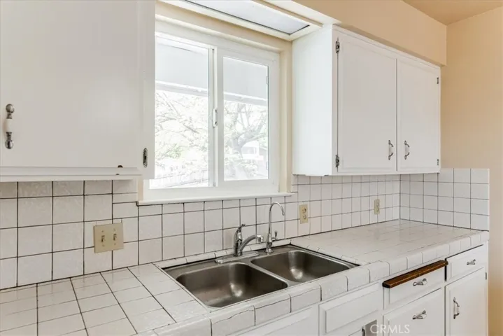 4675 Arizona Avenue, Atascadero, California 93422