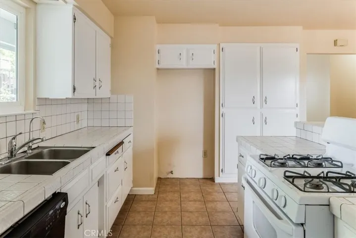4675 Arizona Avenue, Atascadero, California 93422