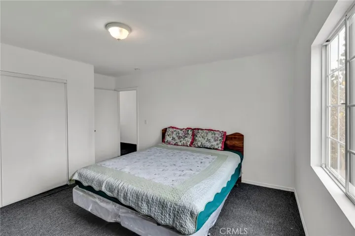 13700 S Willowbrook Avenue, Compton, California 90222