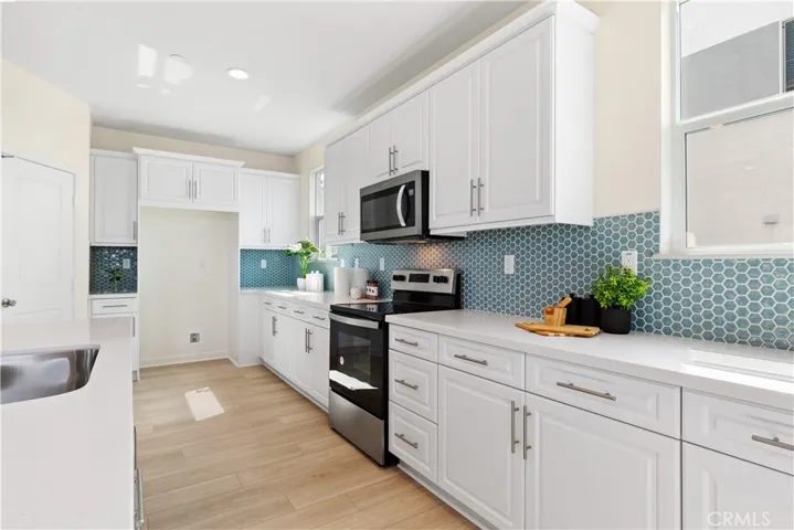 10870 Scottsbluff Dr, Stanton, California 90680
