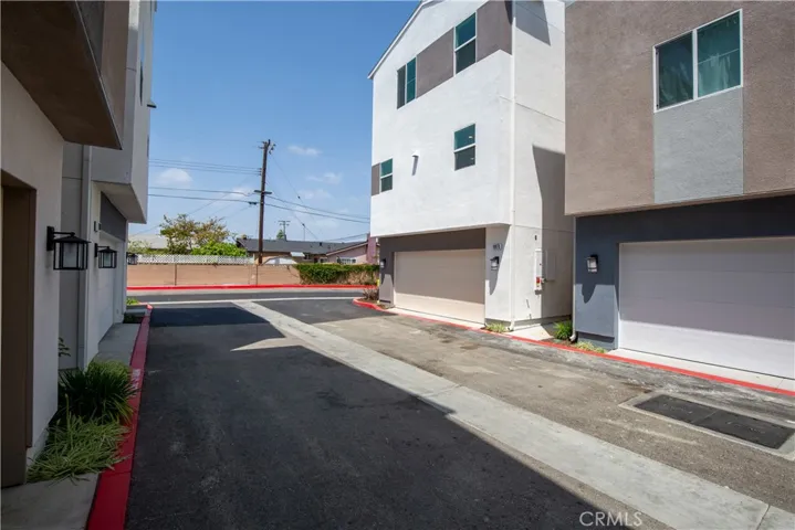 10870 Scottsbluff Dr, Stanton, California 90680
