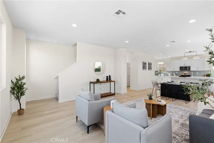 10870 Scottsbluff Dr, Stanton, California 90680