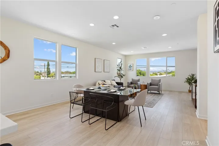 10870 Scottsbluff Dr, Stanton, California 90680
