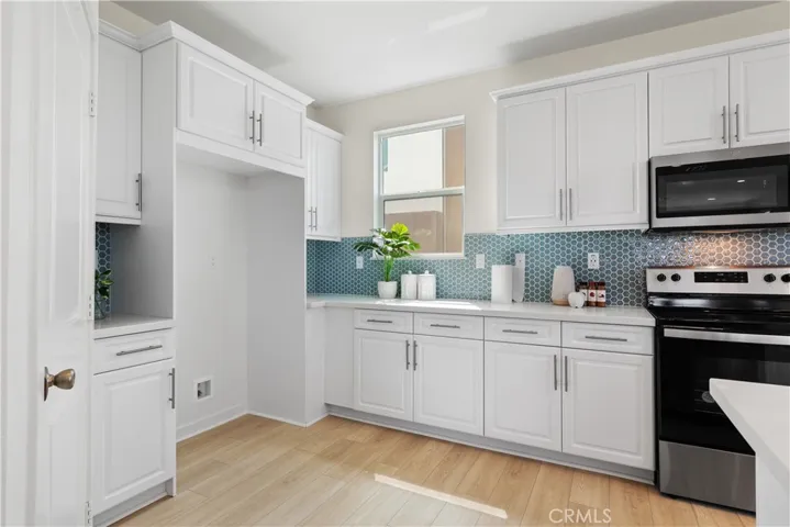 10870 Scottsbluff Dr, Stanton, California 90680