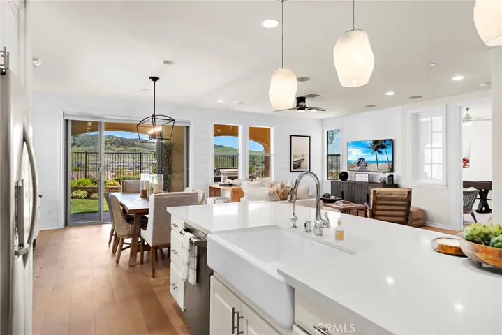 28 Cache Street, Rancho Mission Viejo, California 92694