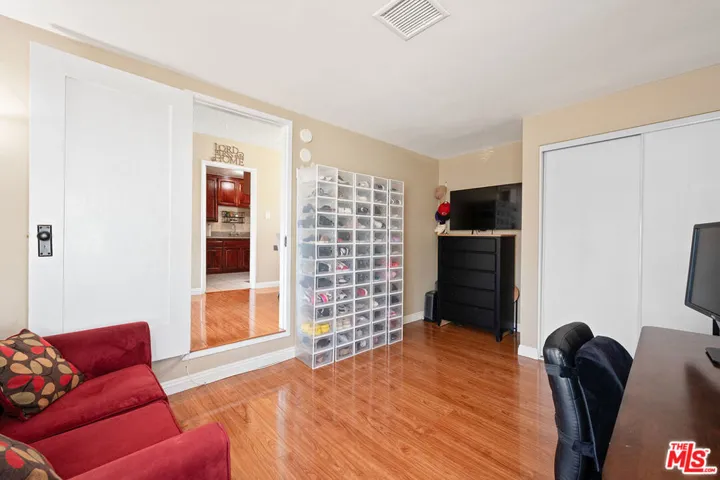 2439 Bunche Place, Riverside, California 92507