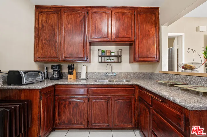 2439 Bunche Place, Riverside, California 92507