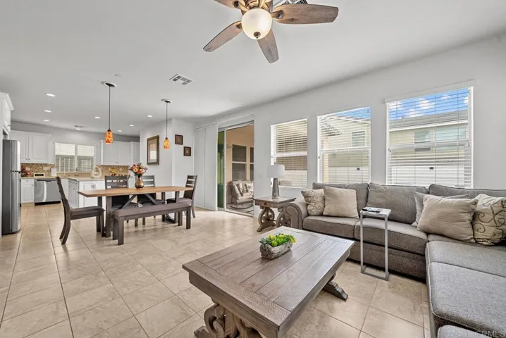 1106 Camino Levante, Chula Vista, California 91913