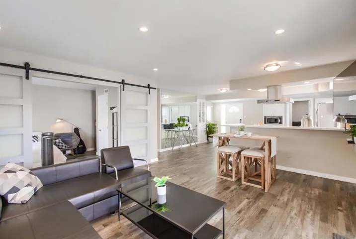 4125 Chippewa Court, San Diego, California 92117