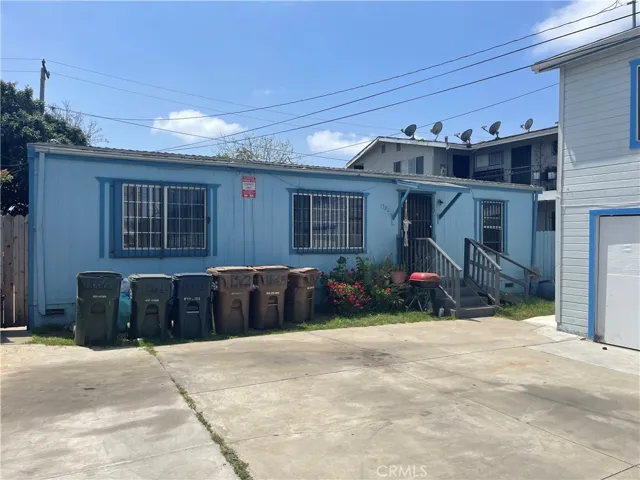 1320 W 93rd Street, Los Angeles, California 90044
