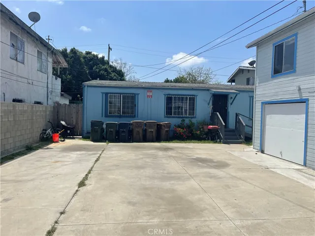 1320 W 93rd Street, Los Angeles, California 90044