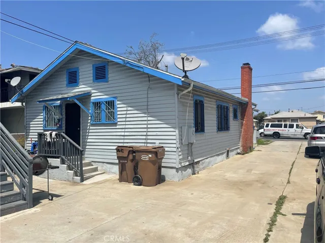 1320 W 93rd Street, Los Angeles, California 90044