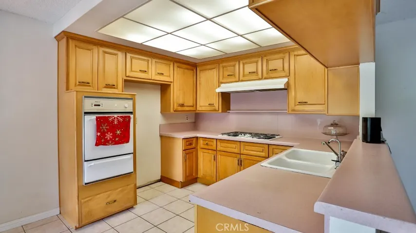 1643 Manor Gate Road, Hacienda Heights, California 91745