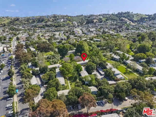 5167 1/2 Village, Los Angeles, California 90016