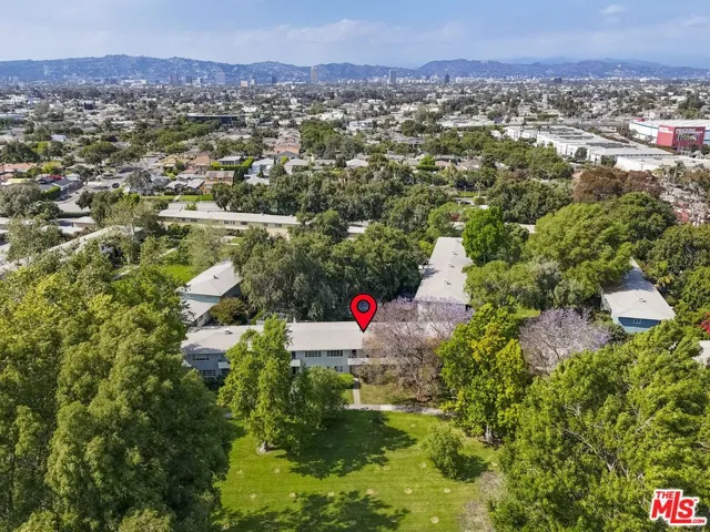 5167 1/2 Village, Los Angeles, California 90016