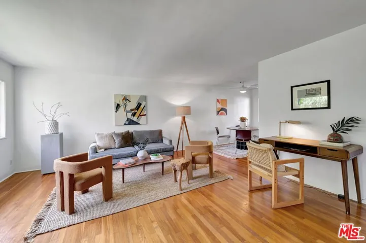 5167 1/2 Village, Los Angeles, California 90016